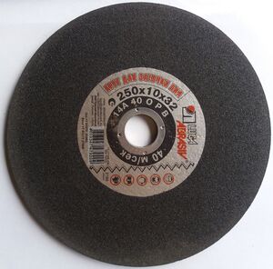 круг для заточки ленточных пил 3 250*6*32